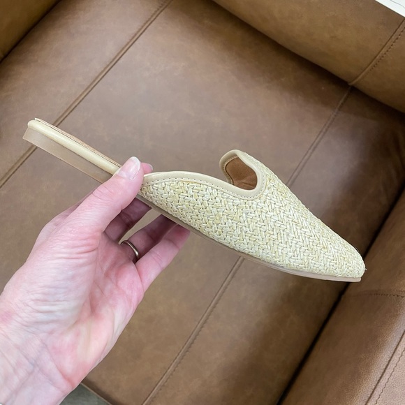 Women’s Woven mules size 6 new with tags - Picture 4 of 4